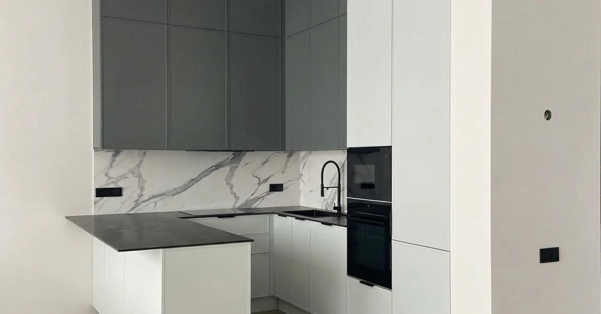 Профиль Gola в интерьере кухни: подробный разбор преимуществ и недостатков